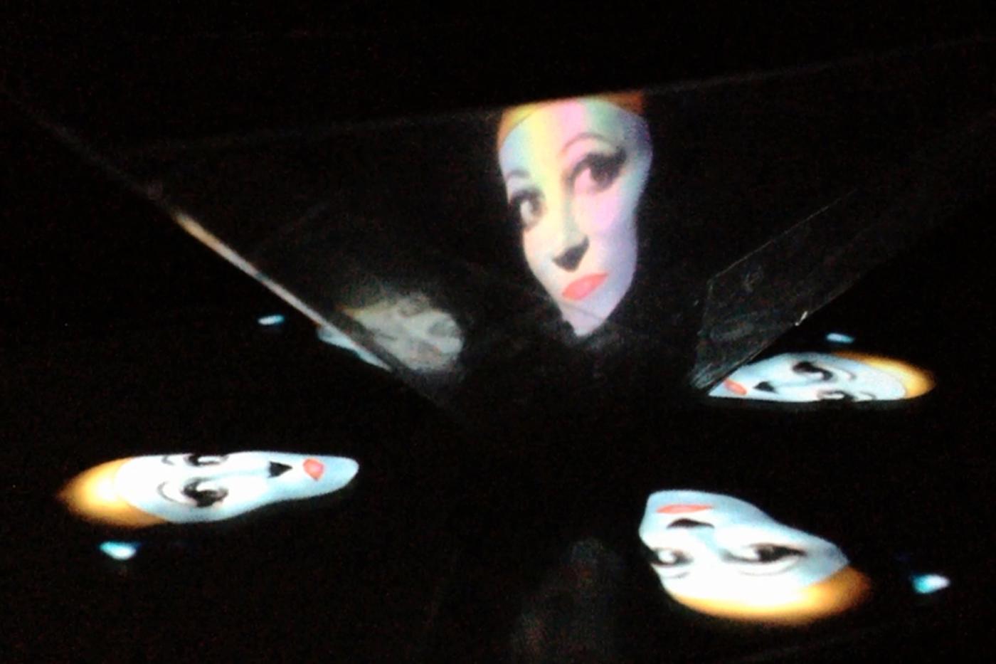 Maak je eigen hologram