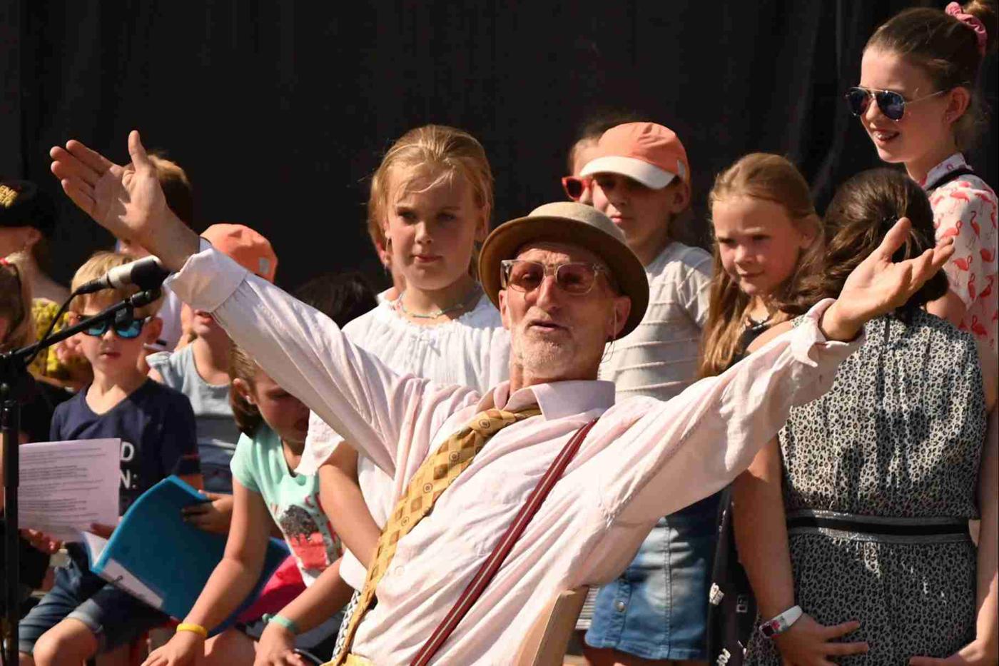 Over de Brug, een muzikaal sprookje over grenzeloze liefde