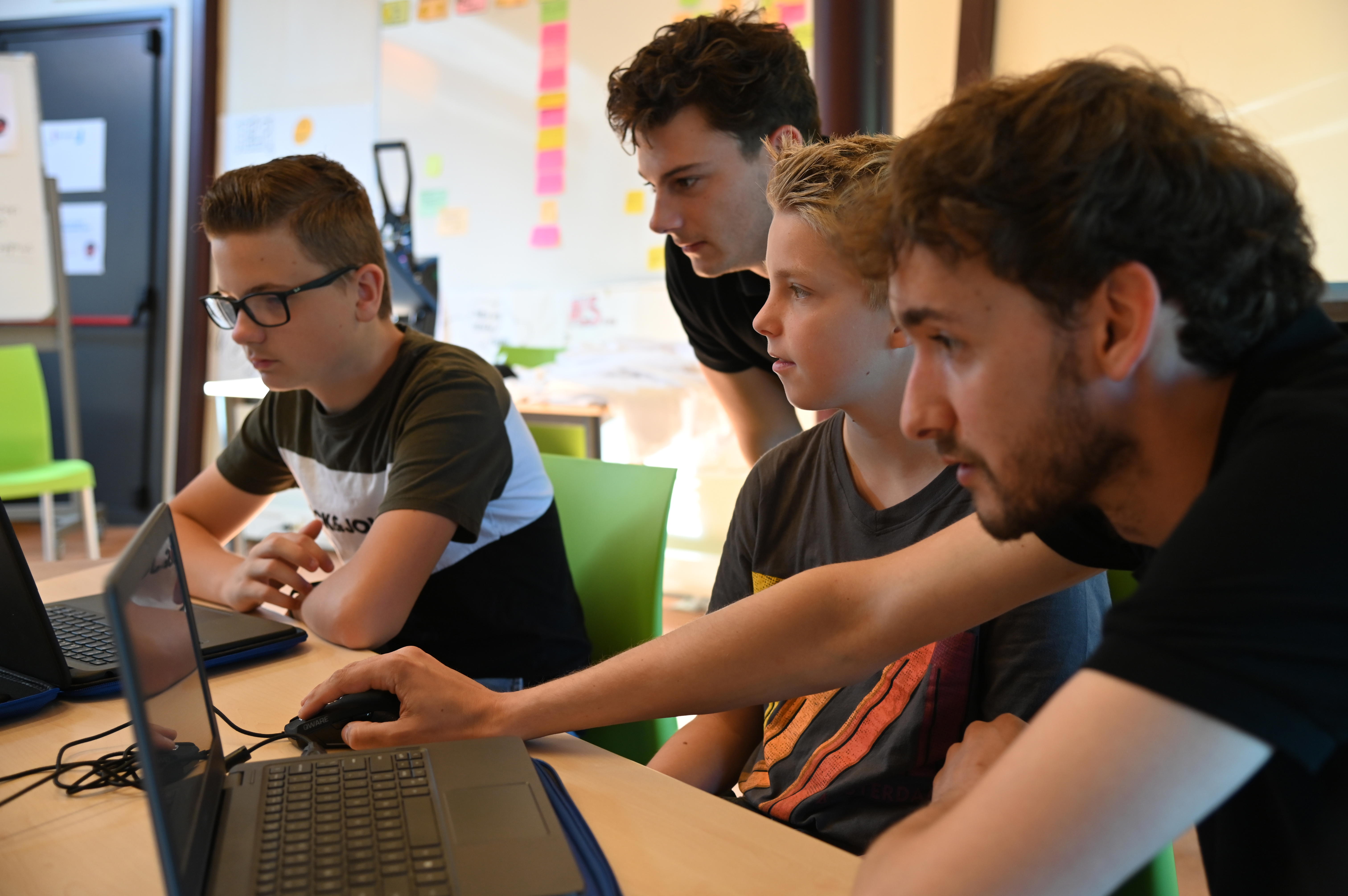 Wij helpen je door elke stap, heb je er wat meer moeite mee? Dan krijg je extra aandacht.