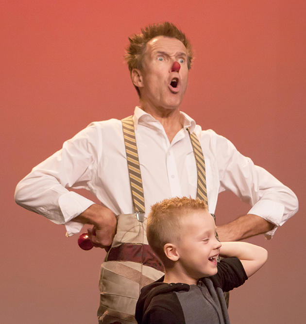 neus en oren als knopjes voor de muziek