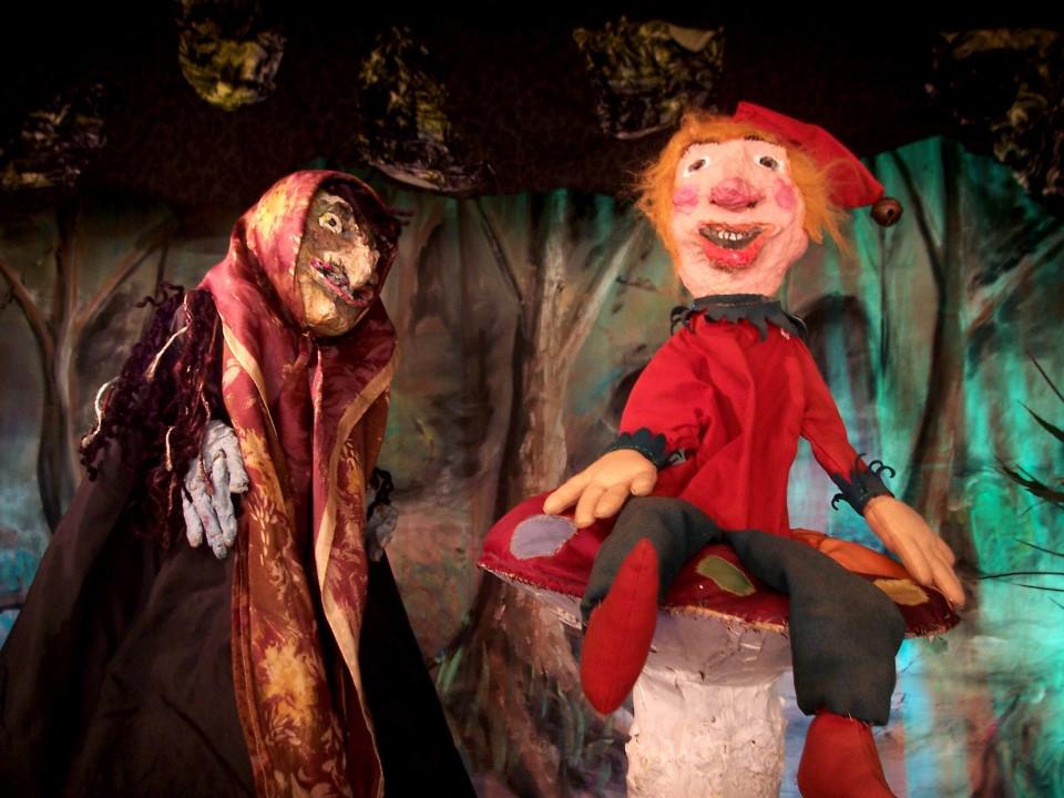 De heks heeft een kabouter getoverd