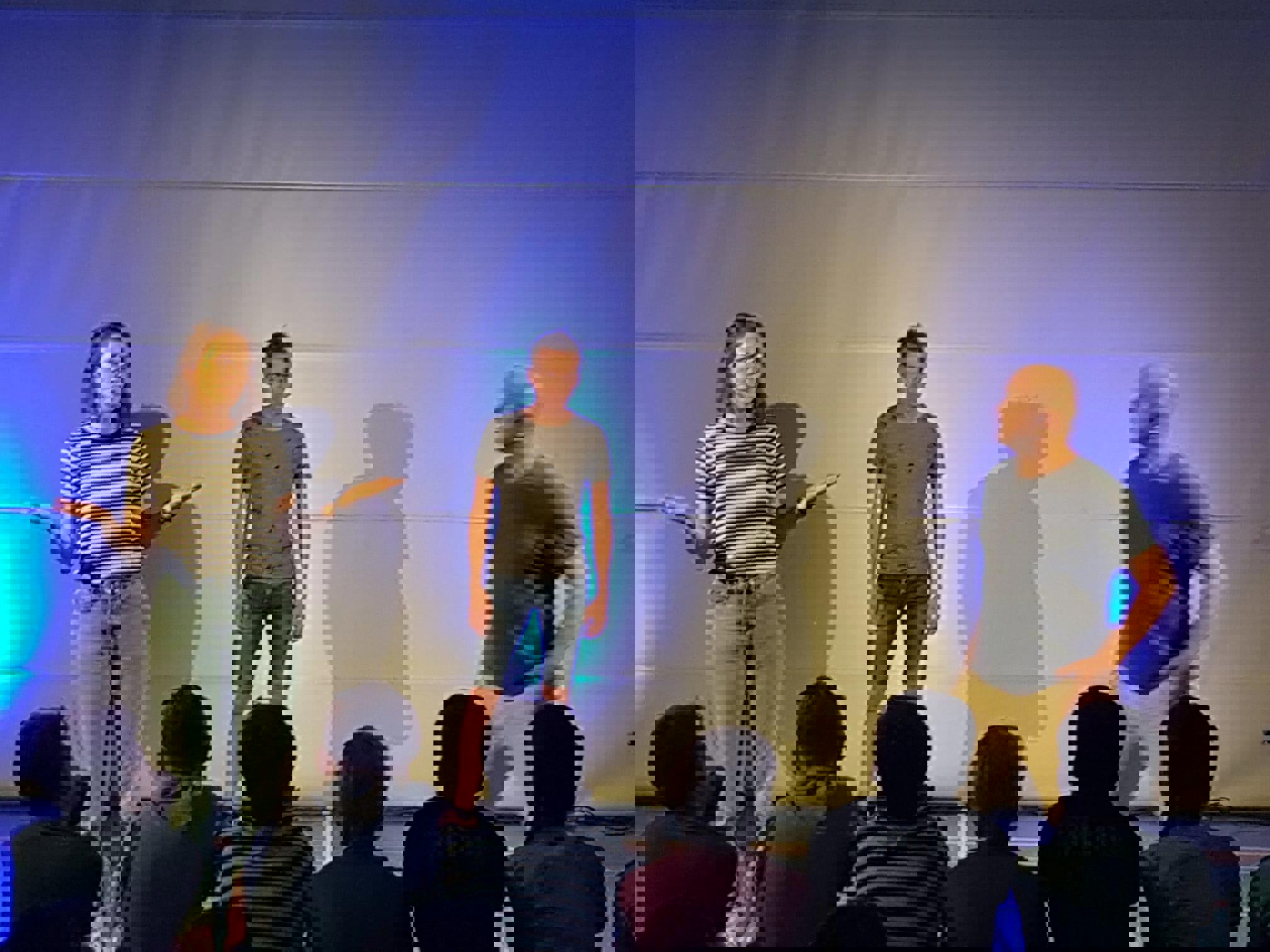 Met theaterlampen wordt het al snel een theater op school